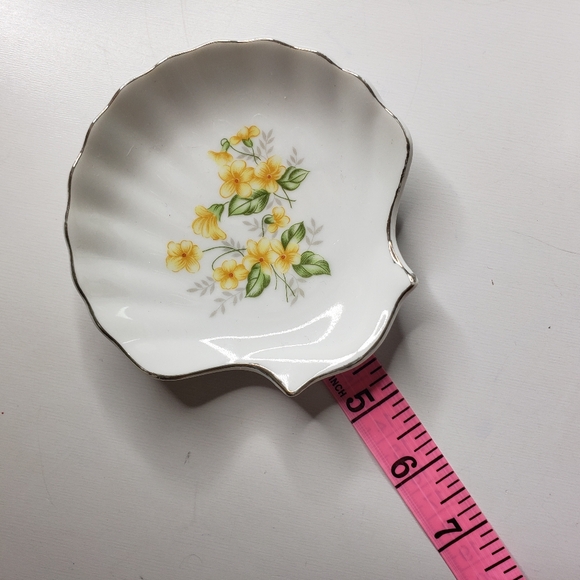 Vtg Bathroom China Porcelain Set Cup Toothbrush Stand Scalloped Soap Dish MCM - Picture 7 of 12